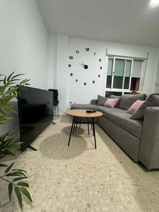 Apartamento Del Sur إل بويرتو دي سانتا ماريا المظهر الخارجي الصورة
